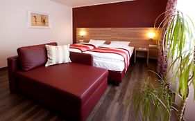 Adolphs Hotel